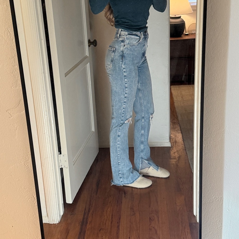 Zara High Waisted Straight Leg Jeans - Picture 2 of 6
